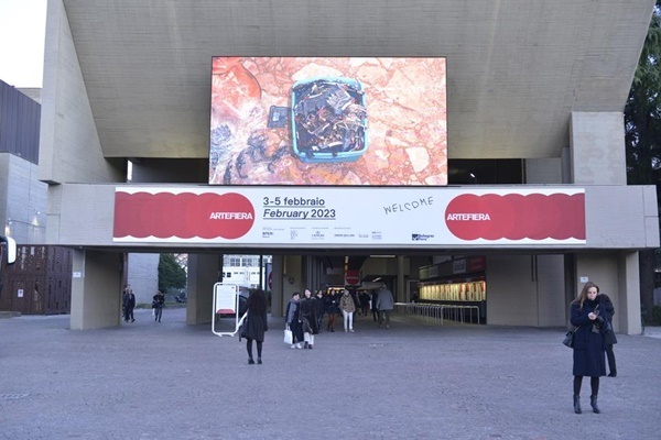 click to enlarge- double click to reduce 196 galleries at ARTEFIERA 2024, Bologna, ITALY - 2 > 4 February, 2024 @artefiera