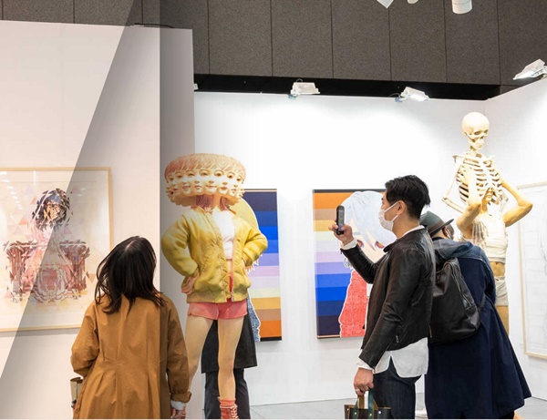 click to enlarge- double click to reduce 396 artists at Art Fair Tokyo, JAPAN - March 7 > 10, 2024 @artfairtokyo