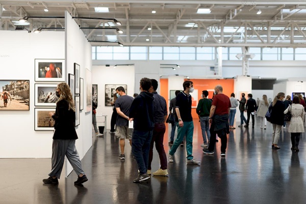 click to enlarge- double click to reduce 251 artists at MIA FAIR 2024 Milan, italy - April 11 > 14, 2024 @MIAPhotoFair