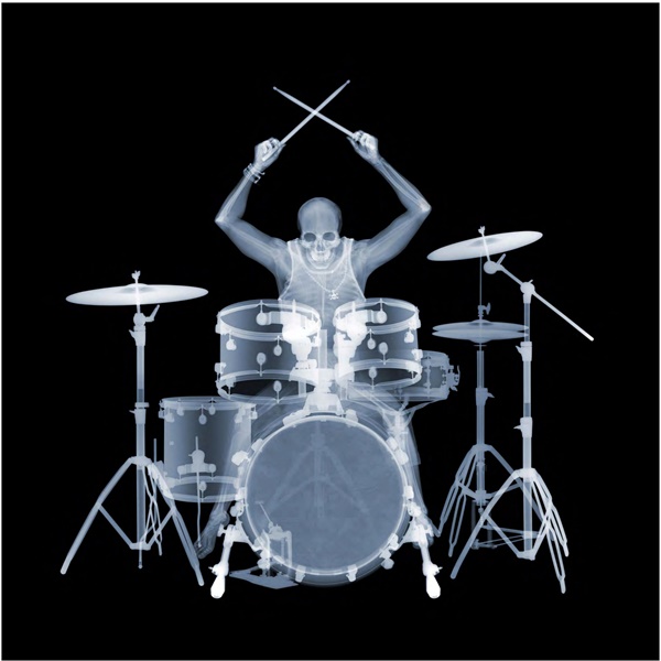 Drummin 33x33 in.
